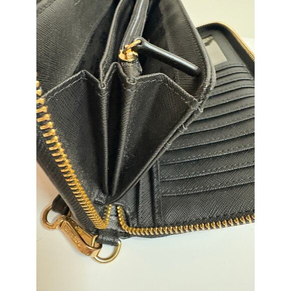 Michael Kors Jet Set Large Wallet Wristlet Signature Black and Gray EUC - Picture 11 of 14